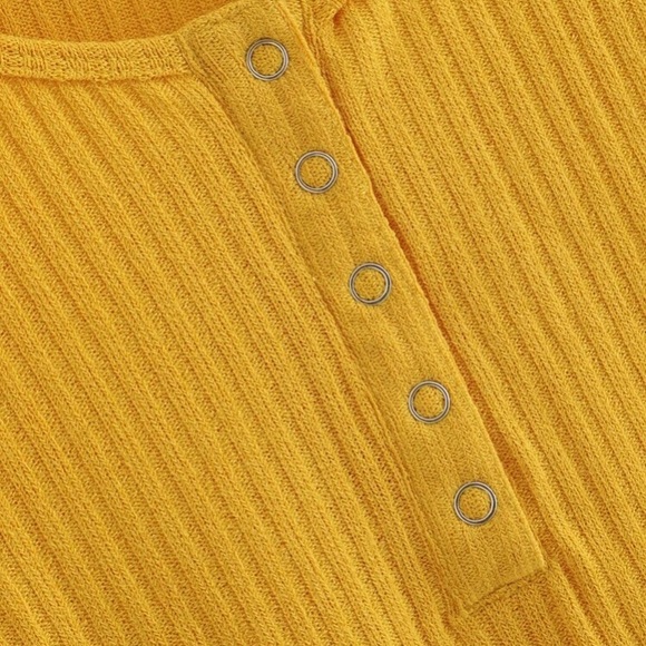 Gold Ribbed Top - Picture 2 of 6